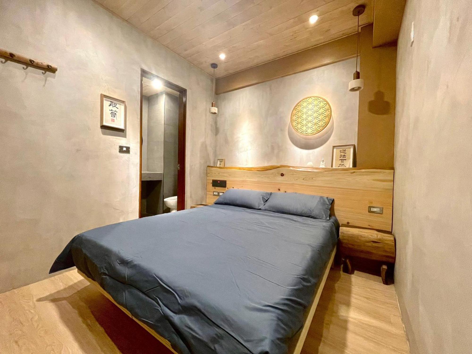 醒覺旅人-訂房後需聯繫轉帳 Apartment Tainan Bagian luar foto