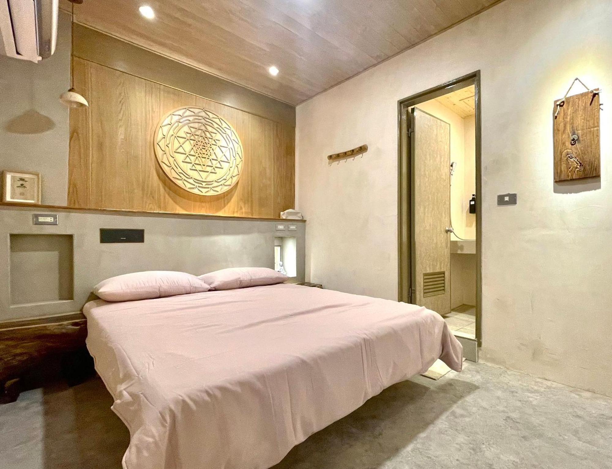 醒覺旅人-訂房後需聯繫轉帳 Apartment Tainan Bagian luar foto