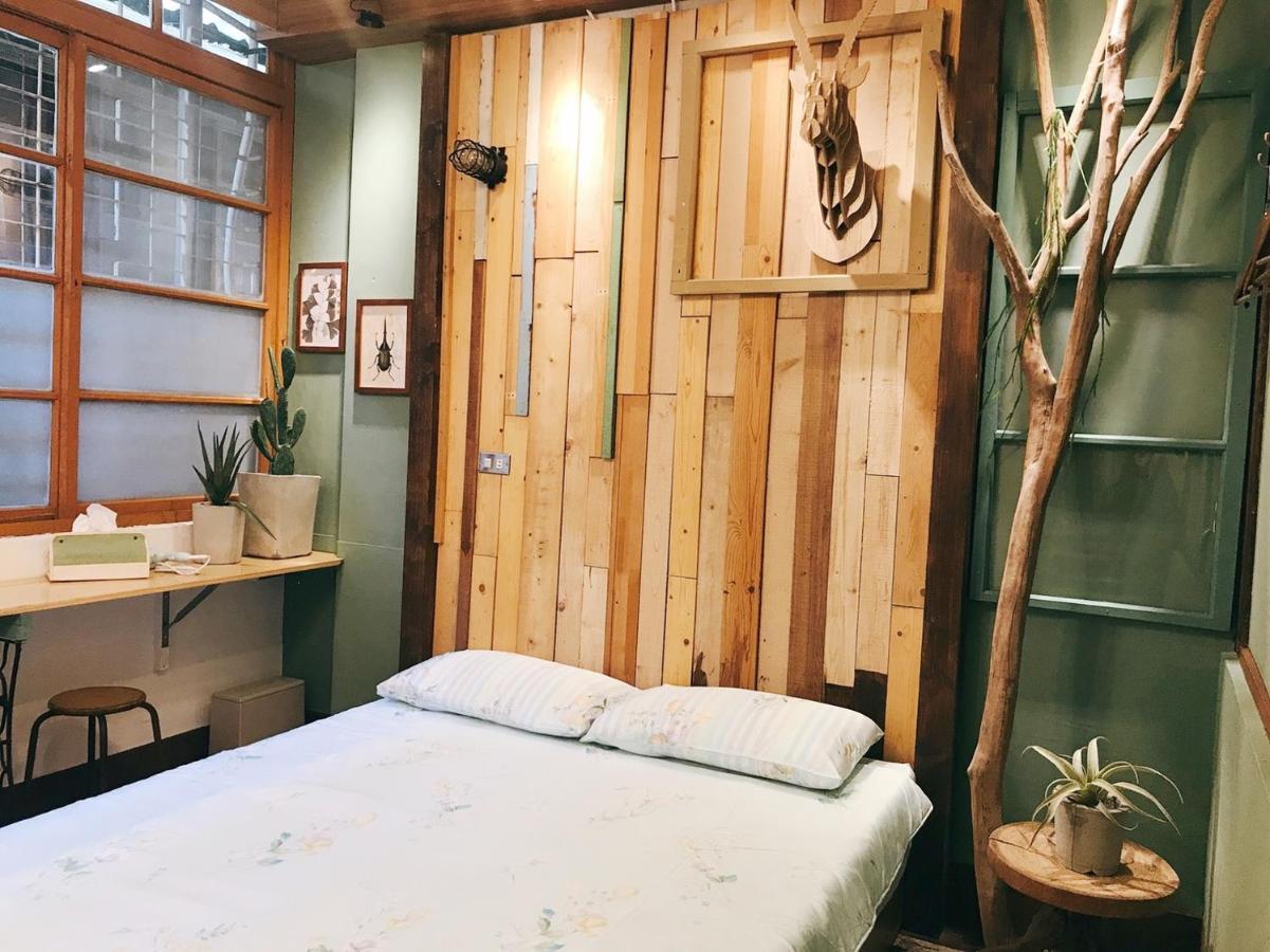 醒覺旅人-訂房後需聯繫轉帳 Apartment Tainan Bagian luar foto