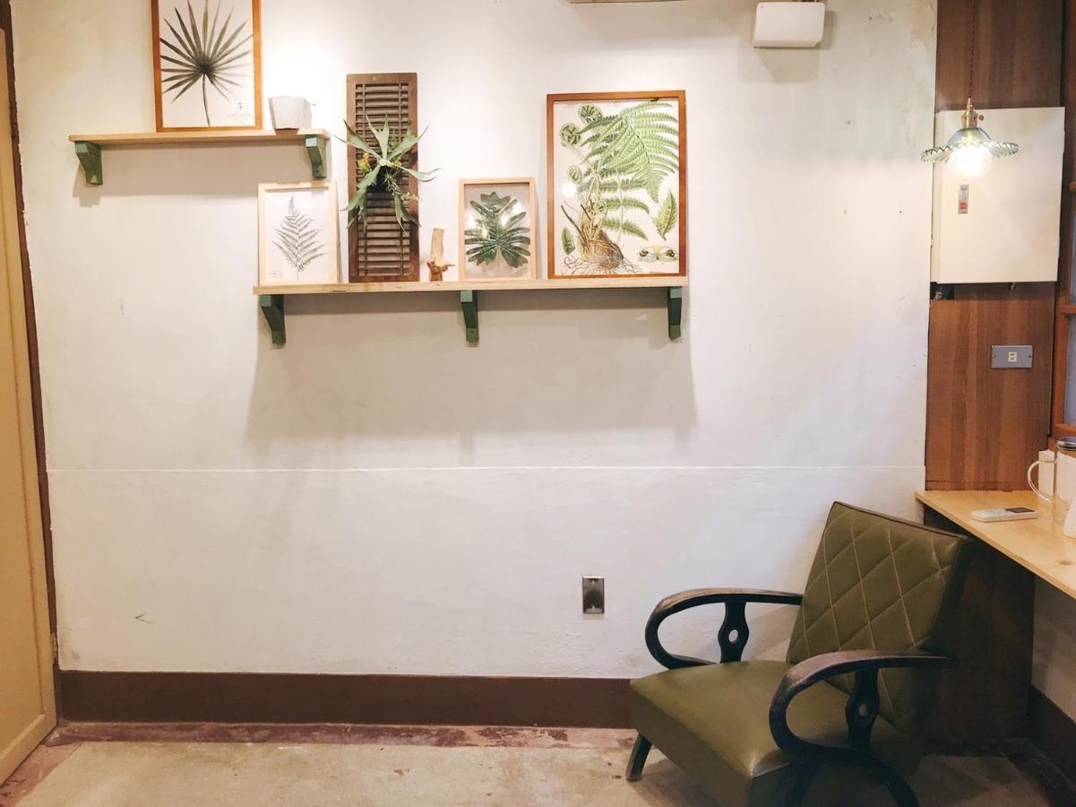 醒覺旅人-訂房後需聯繫轉帳 Apartment Tainan Bagian luar foto