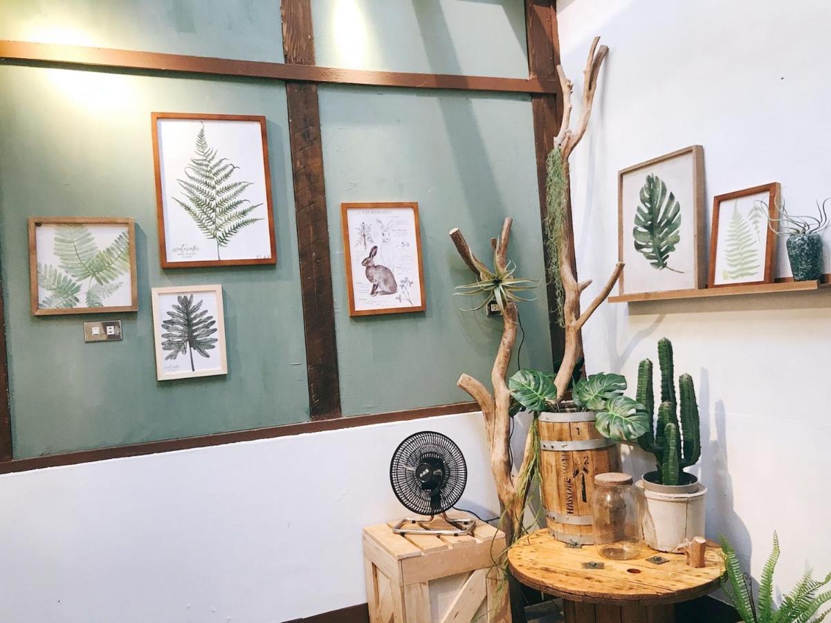 醒覺旅人-訂房後需聯繫轉帳 Apartment Tainan Bagian luar foto