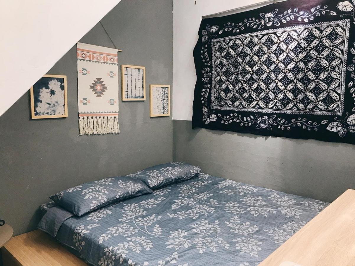 醒覺旅人-訂房後需聯繫轉帳 Apartment Tainan Bagian luar foto