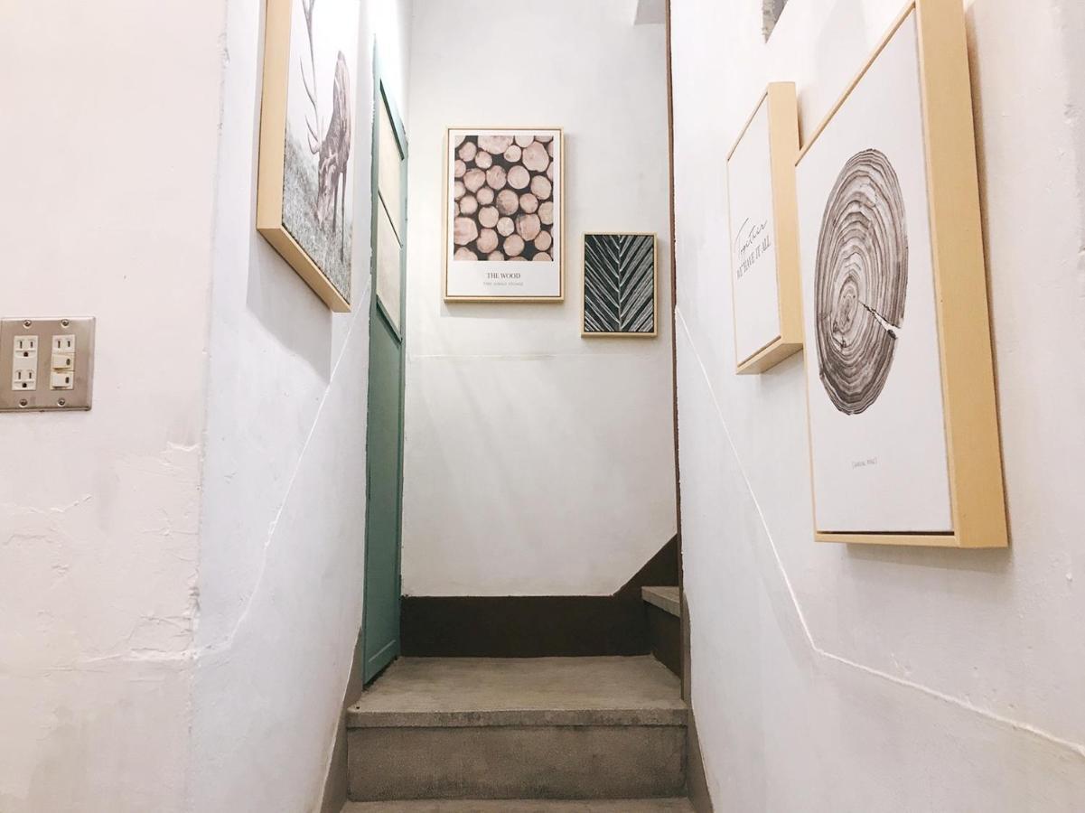 醒覺旅人-訂房後需聯繫轉帳 Apartment Tainan Bagian luar foto